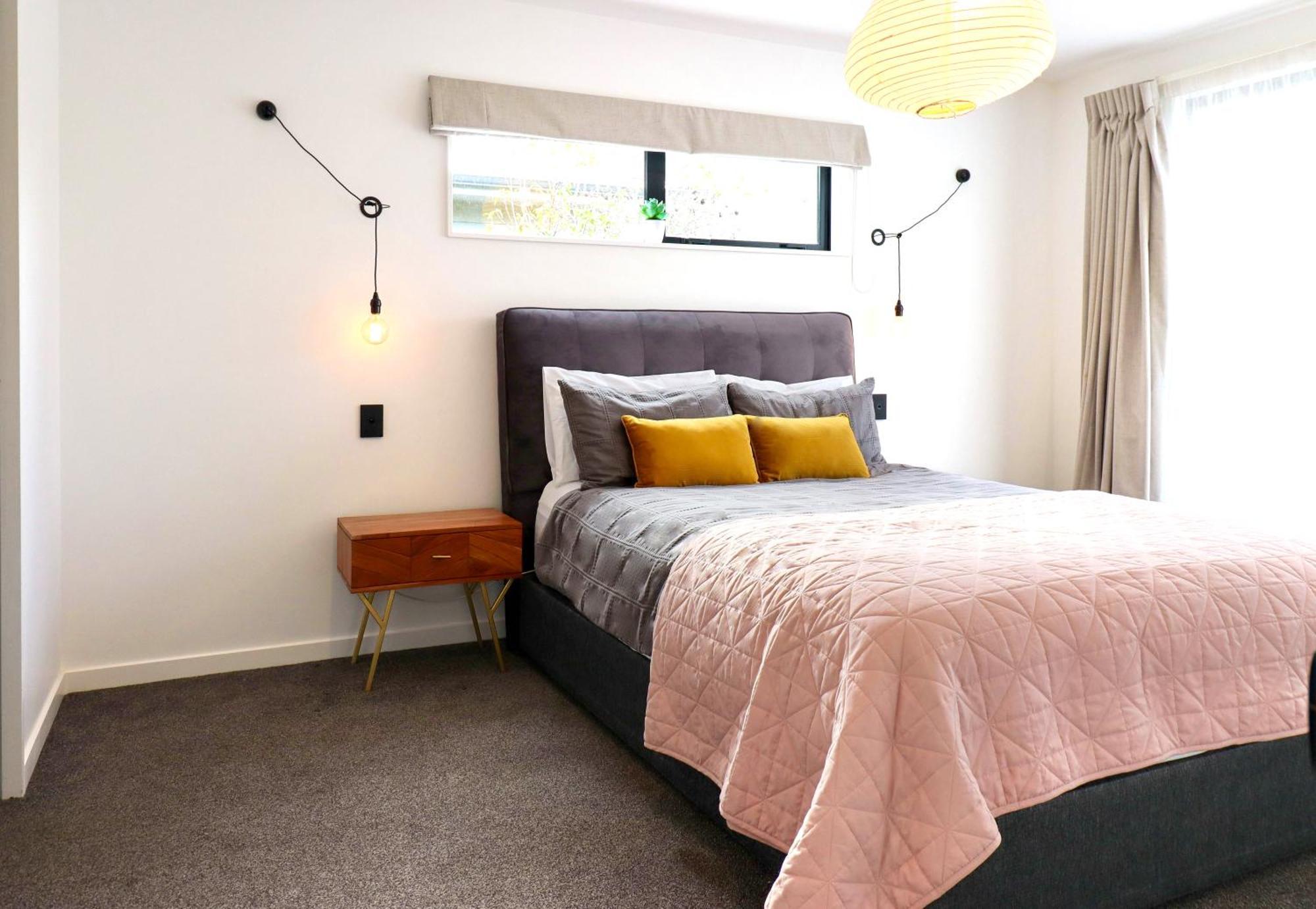 Black Barn Modern: Luxe Martinborough Escape Eksteriør billede